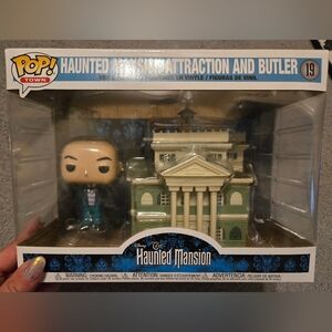 Disney Pop! Haunted Mansion Attraction With Butler Vinyl Set